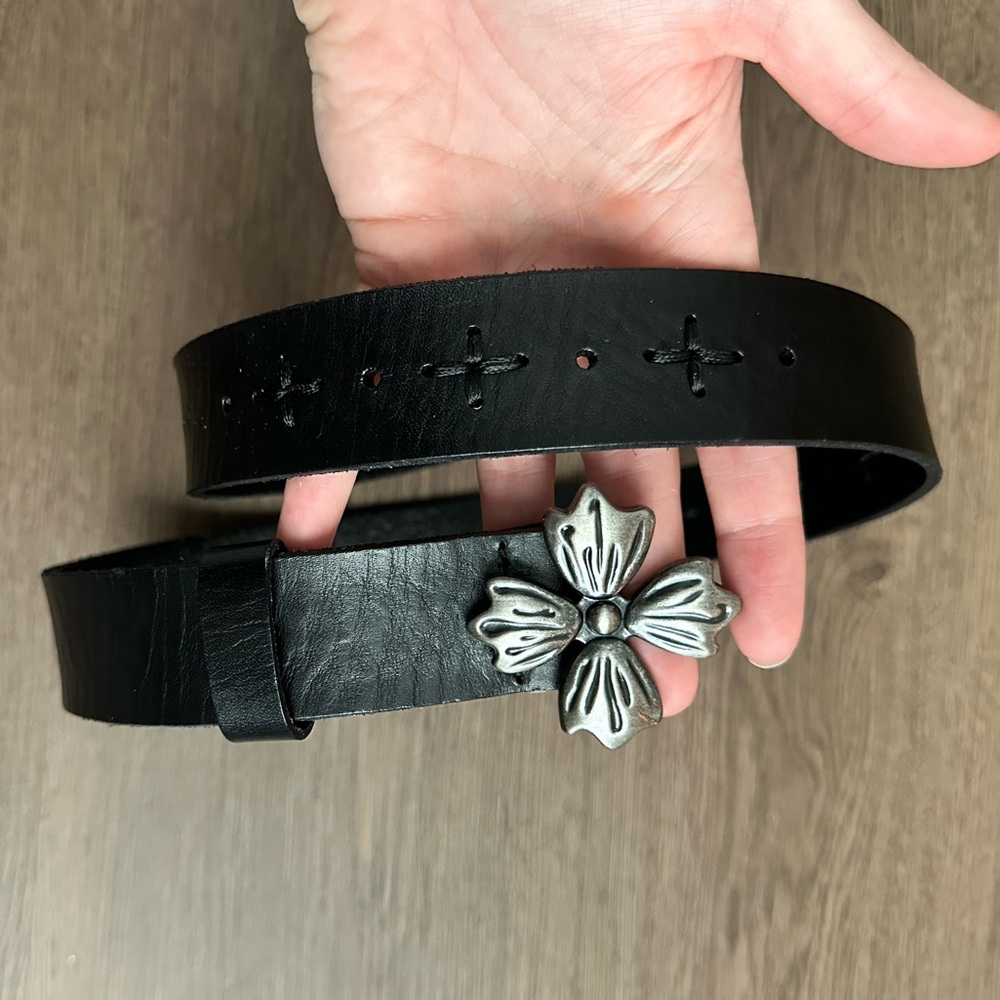 Black Leather Belt with Silver Floral Concho